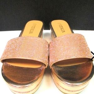 EUC VITALIA women's metallic rose gold Rhinestone strap platform sandals size 11